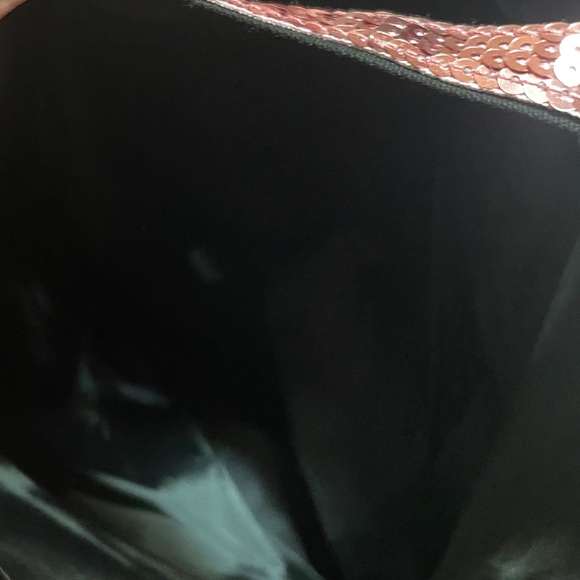 Victoria's Secret Shimmering Pink Sequin Tote bag BNIP - Picture 6 of 7